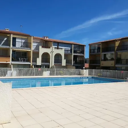 شقة 100m De La Richelieu + Piscine *